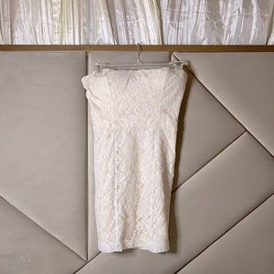 Bebe Short White Lace Dress with Cream lining